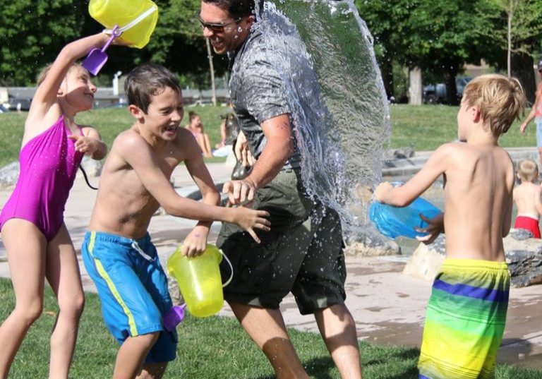 water-fight-children-water-play-51349-768x648